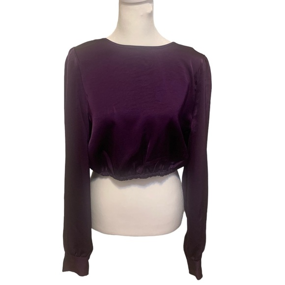 Revolve Purple Crop Top House of Harlow size Medium.  Soft, satin feel. NWOT - Picture 2 of 9